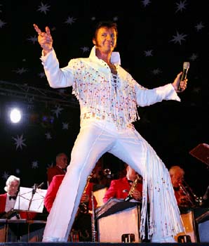 Elvis-Rivermead-034