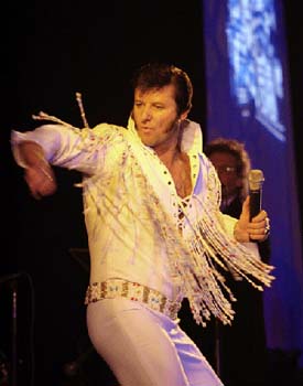 Elvis-Rivermead-097