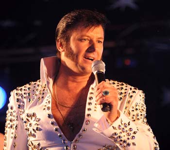 Elvis-Rivermead-119