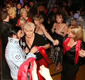 Elvis-Rivermead-128